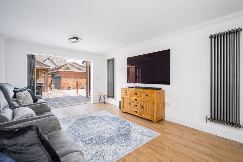 Sitting Room- click for photo gallery